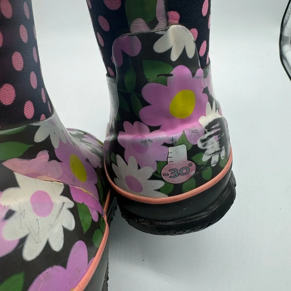 Bogs Girls Classic‎ Flowers Dots Pink Insulated Snow Winter Boots Size 3